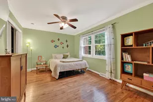 8139 Carrleigh Pkwy, Springfield, VA 22152 - Photo 22