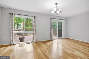 3078 Sugar Ln, Vienna, VA 22181 - Photo 2