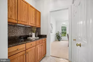 9103 Lynchburg Ct, Fairfax, VA 22032 - Photo 10