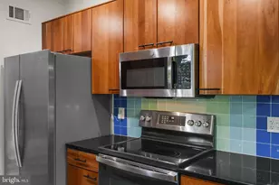 12484 Wendell Holmes Rd, Herndon, VA 20171 - Photo 18