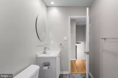 12484 Wendell Holmes Road, Herndon, VA 20171 - Photo 32