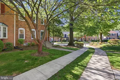 7000 Alicent Place, McLean, VA 22101 - Photo 2
