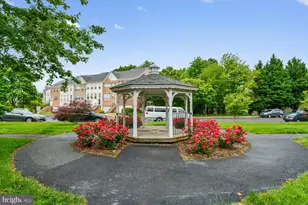 6618 Hunter Creek Ln, Alexandria, VA 22315 - Photo 32