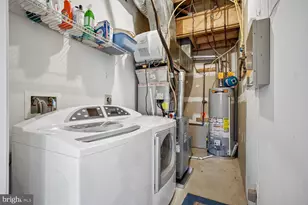 6618 Hunter Creek Ln, Alexandria, VA 22315 - Photo 26