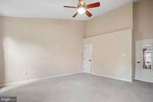 6618 Hunter Creek Ln, Alexandria, VA 22315 - Photo 16