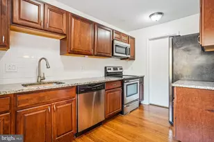 9082 Arlington Blvd, Fairfax, VA 22031 - Photo 14