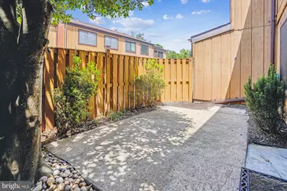 9082 Arlington Boulevard, Fairfax, VA 22031 - Photo 18