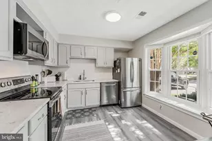 5563 First Statesman Ln, Alexandria, VA 22312 - Photo 6