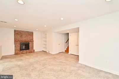 10048 Wood Sorrels Lane, Burke, VA 22015 - Photo 32