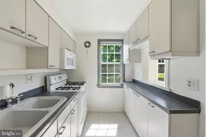6605 Potomac Avenue #A2, Alexandria, VA 22307 - Photo 10