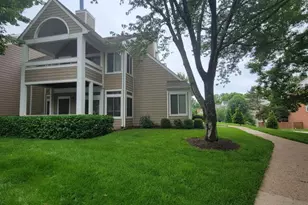12359 Strong Ct, Fairfax, VA 22033 - Photo 2