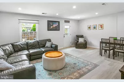 6386 Patience Court, Alexandria, VA 22315 - Photo 4