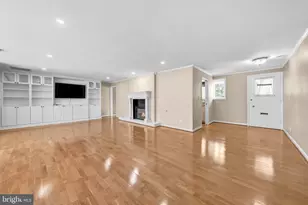 3525 Devon Dr, Falls Church, VA 22042 - Photo 10