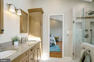 5757 Governors Pond Cir, Alexandria, VA 22310 - Photo 24