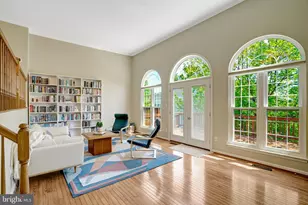 5757 Governors Pond Cir, Alexandria, VA 22310 - Photo 4