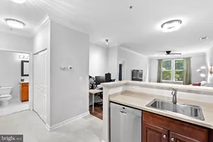 12001 Market St, Reston, VA 20190 - Photo 14