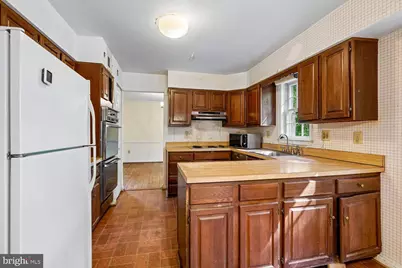 10802 Dayflower Court, Reston, VA 20191 - Photo 10