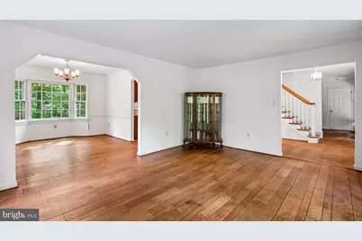 10802 Dayflower Court, Reston, VA 20191 - Photo 4