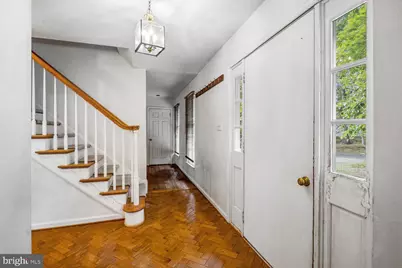 10802 Dayflower Court, Reston, VA 20191 - Photo 2