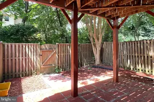 9694 Poindexter Ct, Burke, VA 22015 - Photo 32