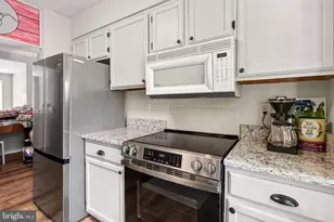 9694 Poindexter Ct, Burke, VA 22015 - Photo 12