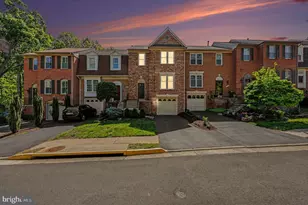 7705 Jewelweed Ct, Springfield, VA 22152 - Photo 1