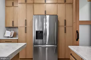 6116 Oakengate Way, Centreville, VA 20120 - Photo 14