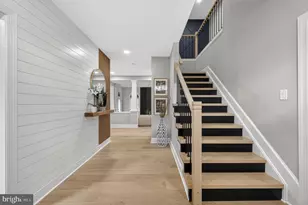 6116 Oakengate Way, Centreville, VA 20120 - Photo 4