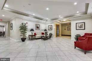 4480 Market Commons Dr, Fairfax, VA 22033 - Photo 22
