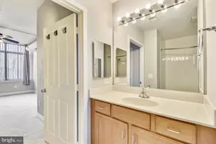4480 Market Commons Dr, Fairfax, VA 22033 - Photo 12