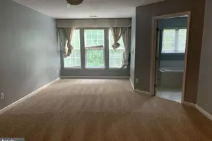 13689 St Johns Wood Pl, Herndon, VA 20171 - Photo 6