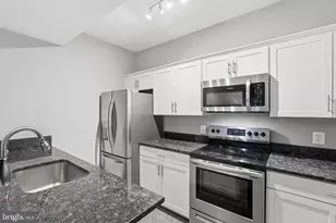 12155 Penderview Terrace, Fairfax, VA 22033 - Photo 1