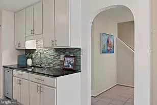 2029 Chadds Ford Dr, Reston, VA 20191 - Photo 10