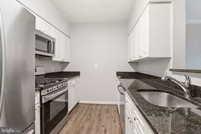 2204 Westcourt Lane #317, Herndon, VA 20170 - Photo 12