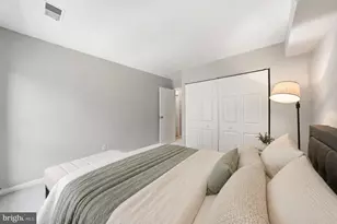 11252 Chestnut Grove Square, Reston, VA 20190 - Photo 16