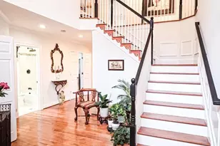 1807 Anderson Rd, Falls Church, VA 22043 - Photo 2