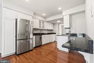 9932 Longford Ct, Vienna, VA 22181 - Photo 10