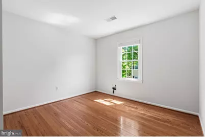 9932 Longford Court, Vienna, VA 22181 - Photo 26
