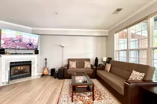 2700 Bellforest Ct, Vienna, VA 22180 - Photo 8