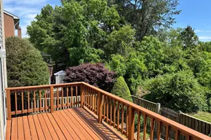 6129 Hyacinth Dr, Alexandria, VA 22310 - Photo 6