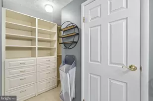 13250 Custom House Ct, Fairfax, VA 22033 - Photo 16