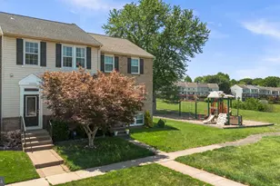 13250 Custom House Ct, Fairfax, VA 22033 - Photo 2