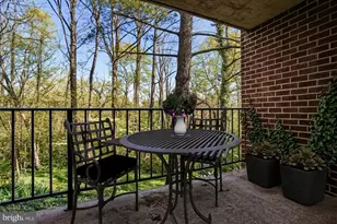 1552 Northgate Square, Reston, VA 20190 - Photo 14