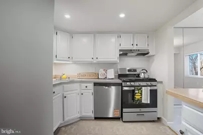 1552 Northgate Square #12B, Reston, VA 20190 - Photo 6