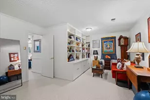 2402 Popkins Ln, Alexandria, VA 22306 - Photo 34