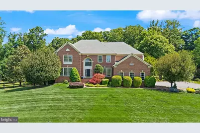 511 Nalls Dairy Court, Great Falls, VA 22066 - Photo 1
