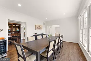 511 Nalls Dairy Ct, Great Falls, VA 22066 - Photo 10