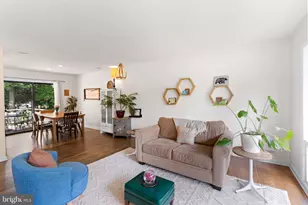 4304 Andes Dr, Fairfax, VA 22030 - Photo 2