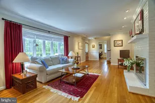9211 Forest Haven Dr, Alexandria, VA 22309 - Photo 10