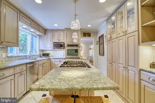 9211 Forest Haven Dr, Alexandria, VA 22309 - Photo 20